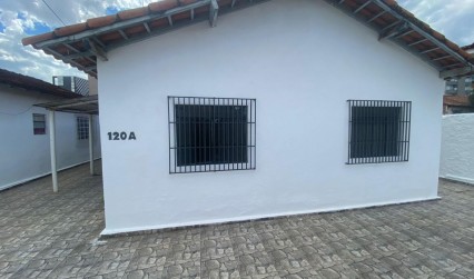 Rua Major Pantaleão, 120 A, Centro