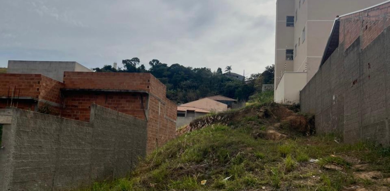 Terreno à venda situado no loteamento david paula