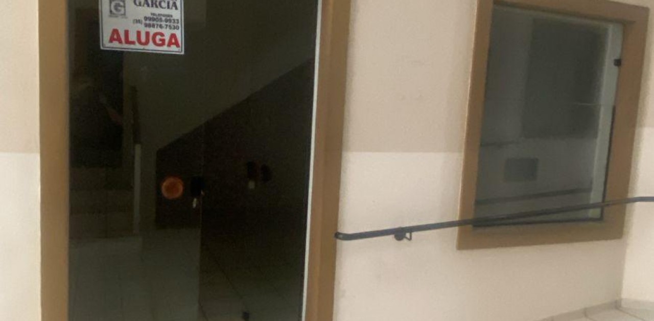 Coronel eduardo amaral, centro, sala 8 